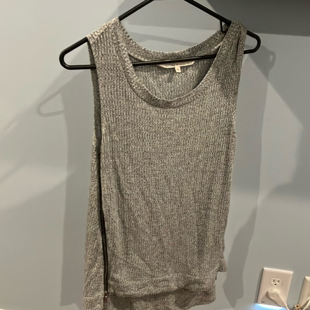 Rachel Roy long gray tank. Size small with zippers on both sides